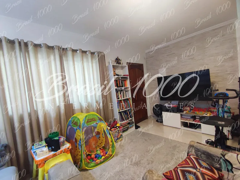 Casa em condomínio localizada na Penha de França – SP