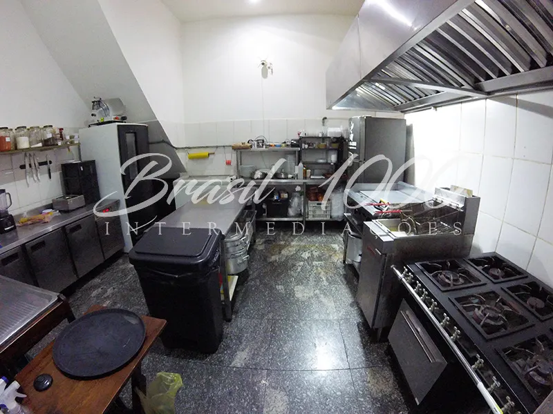 Restaurante localizado na Ponte Rasa - São Paulo - SP